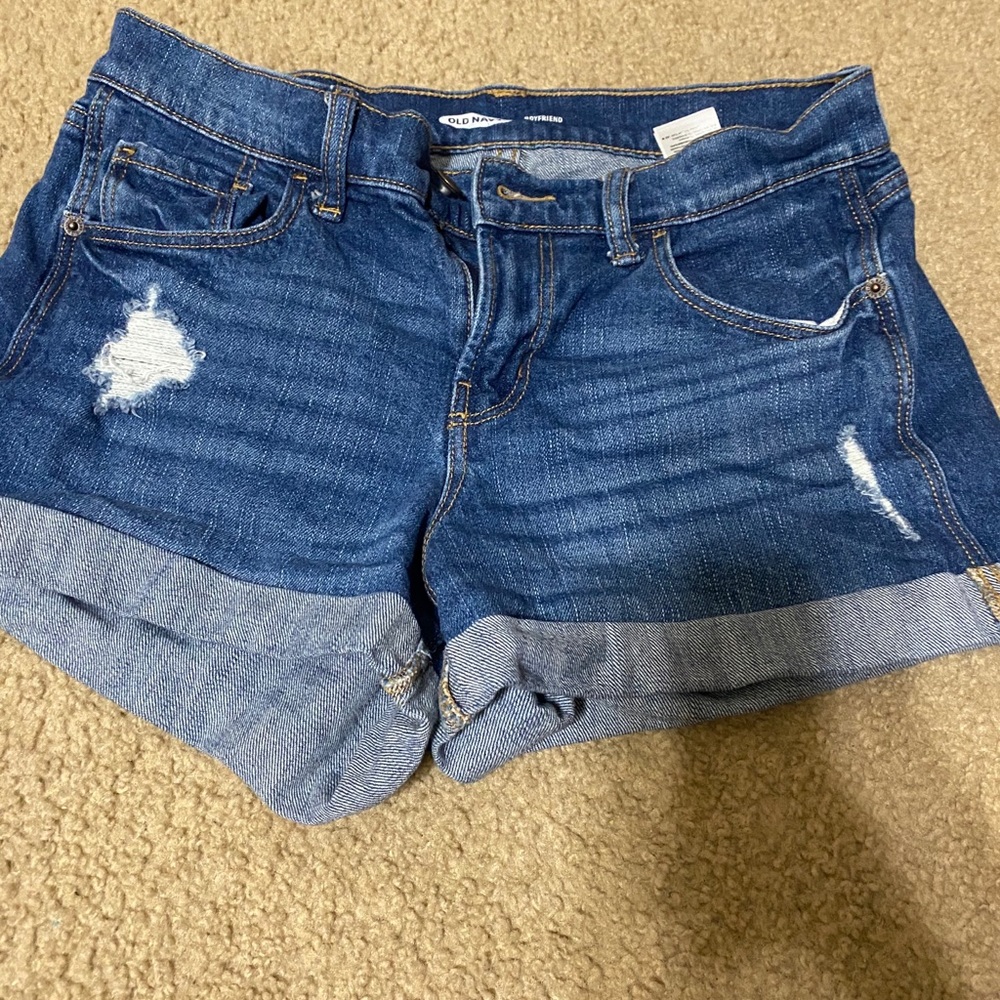 Old navy clothes! About nine items!